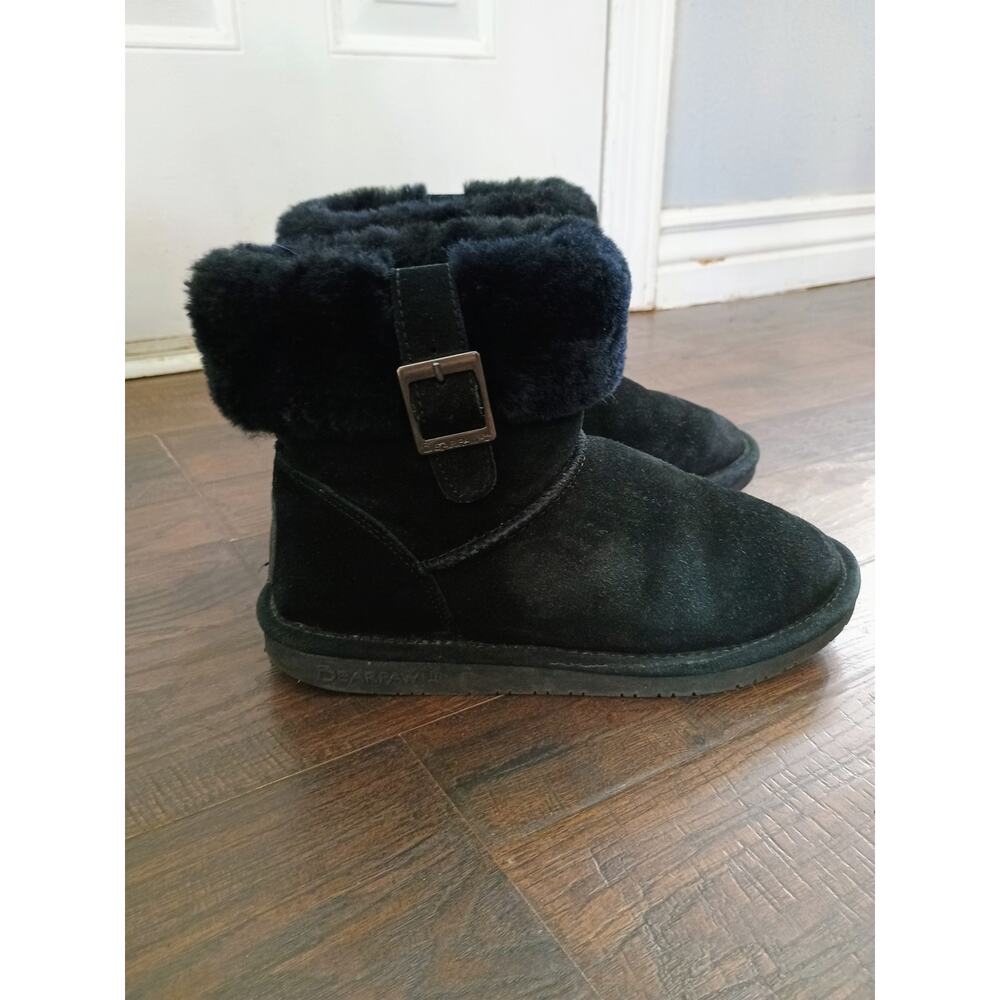 Bearpaw Abby Suede Ankle Booties with Sheepskin Collar women's size 7 y2k